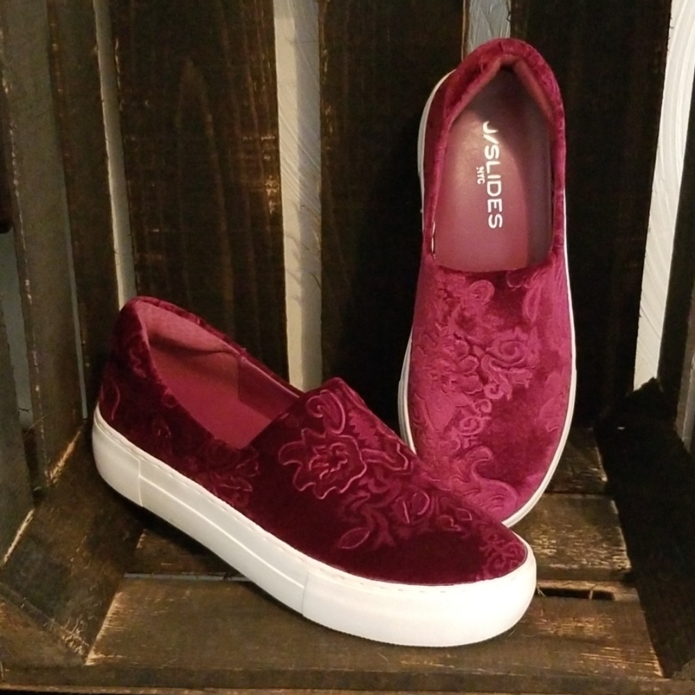 Platform slip ons. Velvet burgunday size